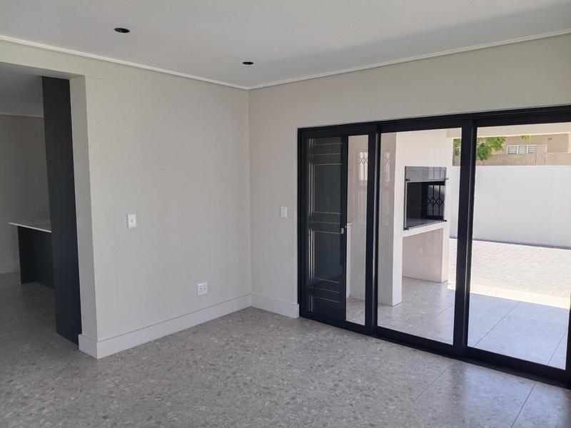 To Let 3 Bedroom Property for Rent in Eden Park Western Cape